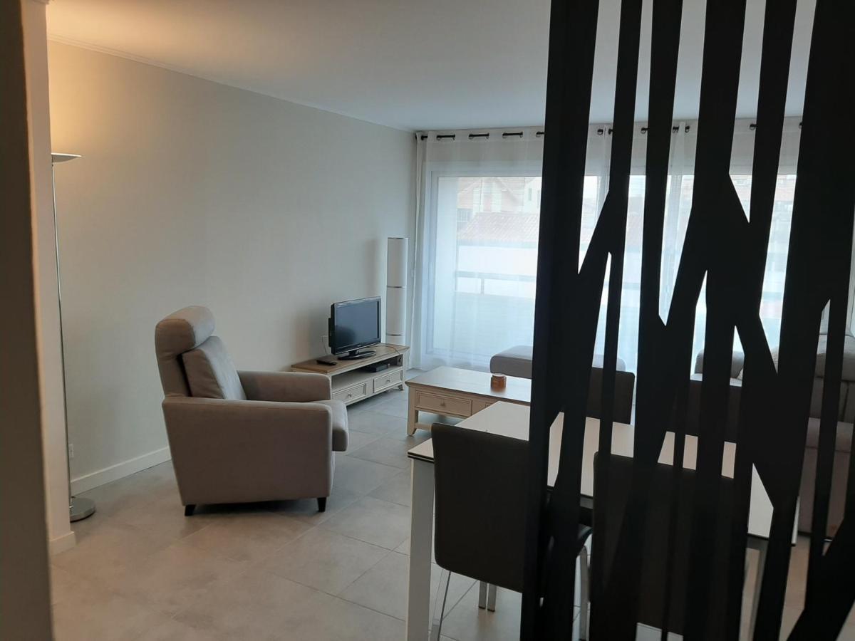 Appartement T3 Renove A 10 Min Du Centre-Ville Avec Balcon, Garage Et Wifi A Saint-Jean-De-Luz - Fr-1-239-584 Екстериор снимка
